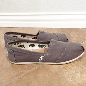 TOMS Ash Gray Canvas Women's Classic Slip on Shoes